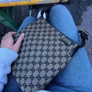 ✨⭐️ SALE!!✨⭐️Authentic Gucci bag⭐️
